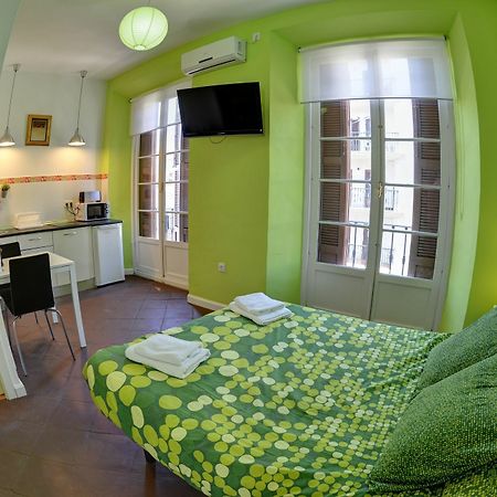 Apartamentos Gold Malaga Exterior photo