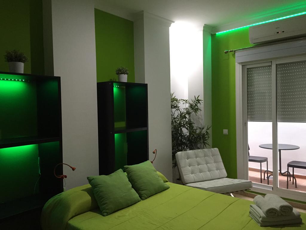 Apartamentos Gold Malaga Room photo