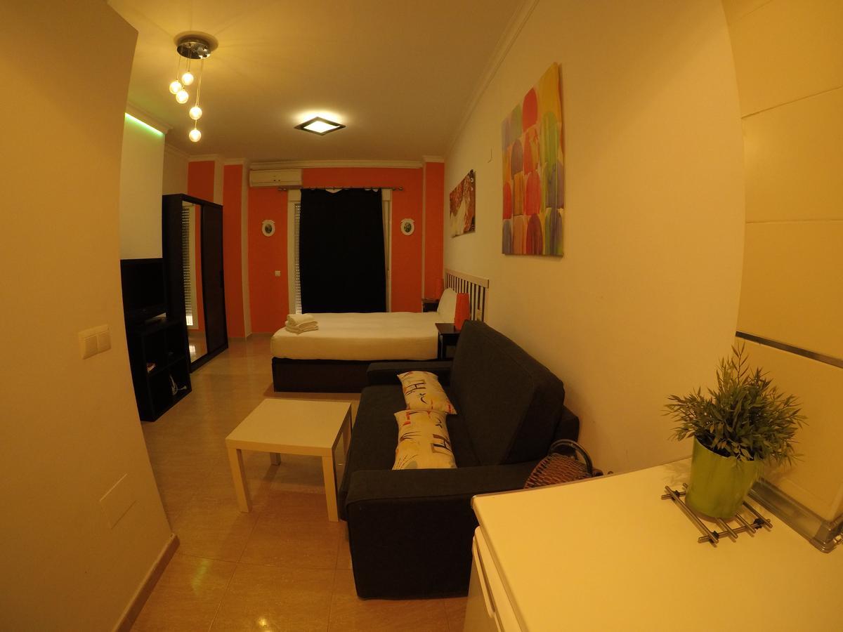 Apartamentos Gold Malaga Exterior photo